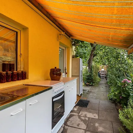 Im Idyllischen Garten 假日公园